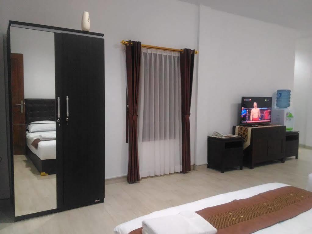 Beone House Jogja Hotel Kalasan ภายนอก รูปภาพ
